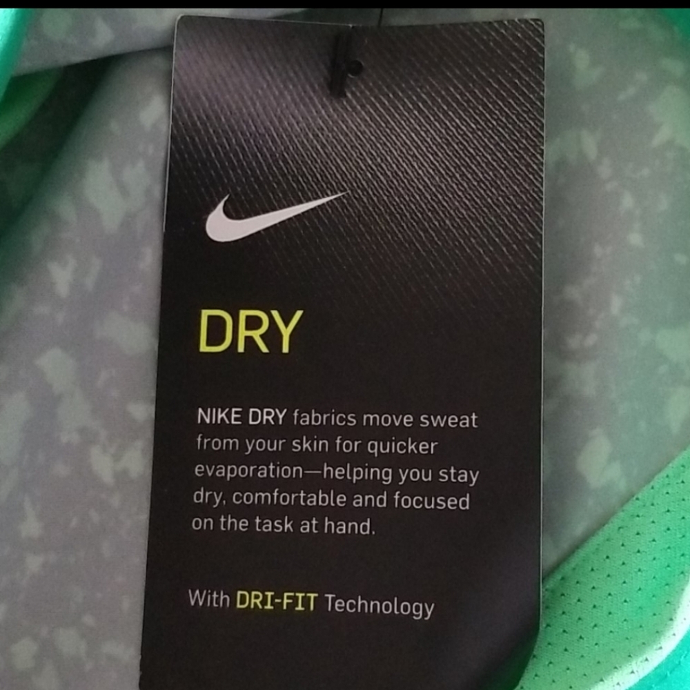 Paint Splatter Nike Dri-Fit Shorts Size XS - Picture 4 of 4